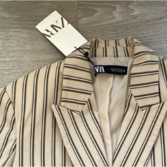 ZARA • NWT Oversized Striped Beige Blazer - Picture 10 of 11